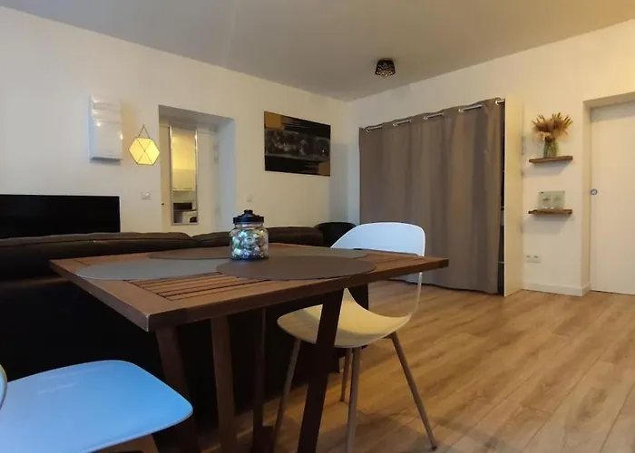 아파트 T2 Cosy - Proche Place Verdun *