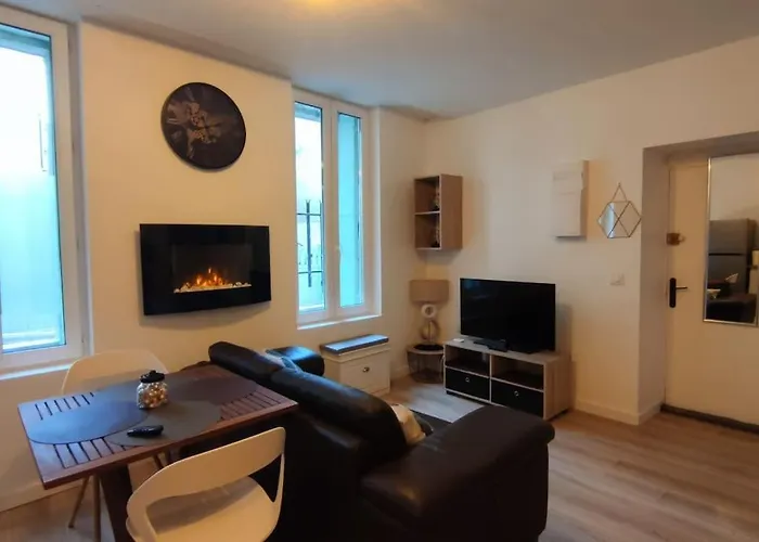T2 Cosy - Proche Place Verdun 아파트 카스텔나우다리